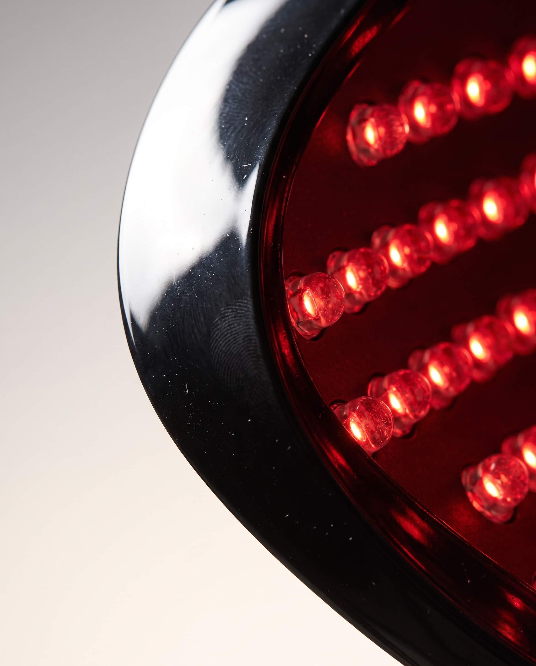 Red Light Therapy for Skin: What It Does and What It Does Not